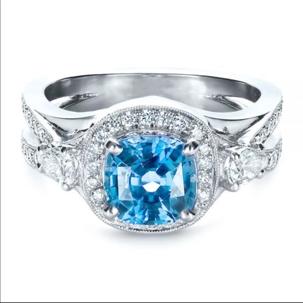 New Women’s 925 Silver Exquisite Engagement Ring - Picture 2 of 5